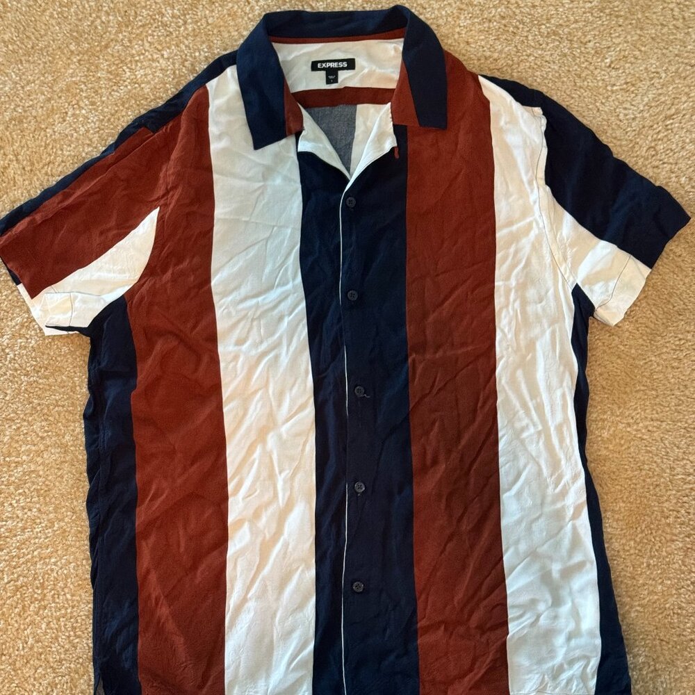 Express Short Sleeve Patterned Button Down - image 1